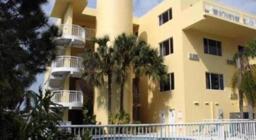 Chart House Suites And Marina Clearwater Beach Extérieur photo