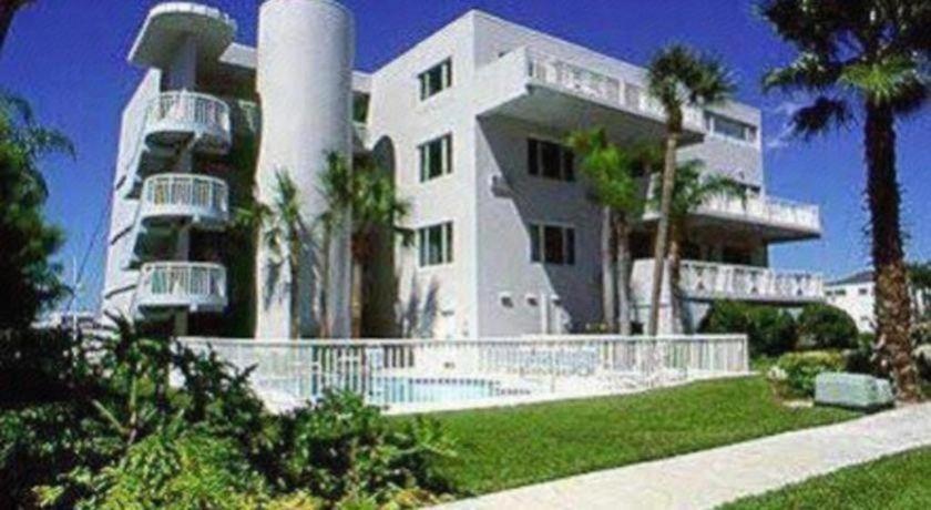 Chart House Suites And Marina Clearwater Beach Extérieur photo