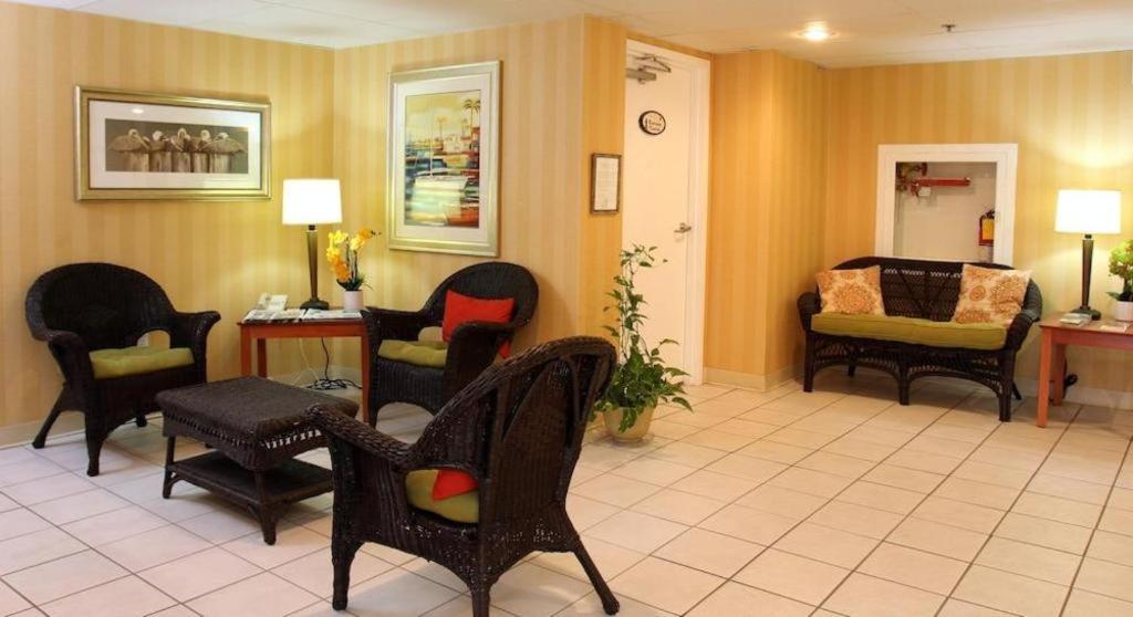 Chart House Suites And Marina Clearwater Beach Extérieur photo