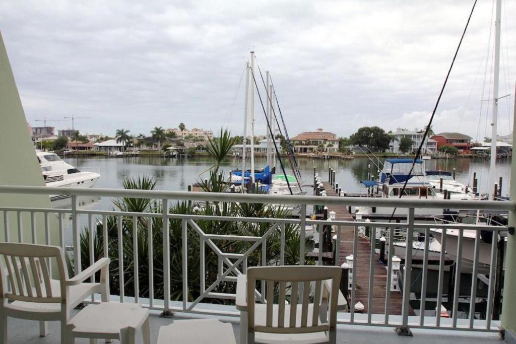 Chart House Suites And Marina Clearwater Beach Extérieur photo