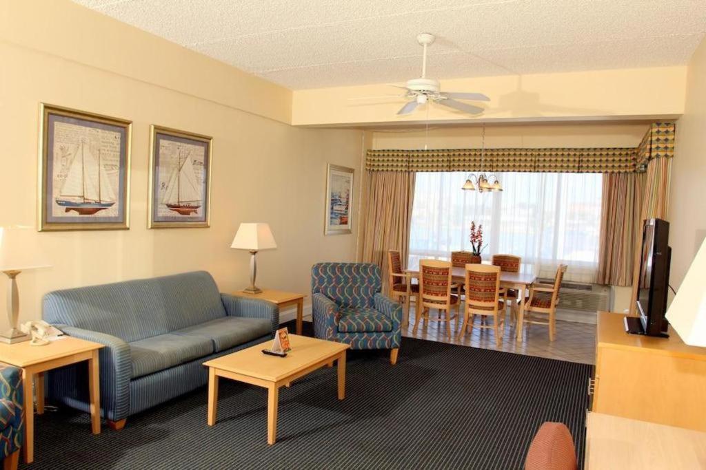 Chart House Suites And Marina Clearwater Beach Extérieur photo