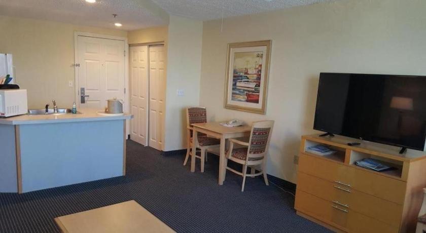 Chart House Suites And Marina Clearwater Beach Extérieur photo