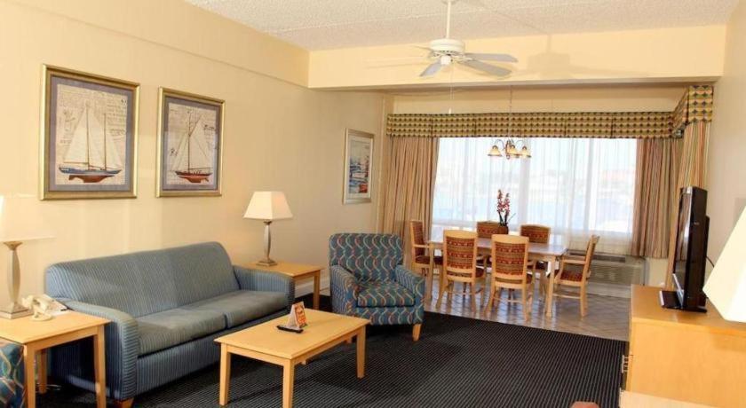 Chart House Suites And Marina Clearwater Beach Extérieur photo